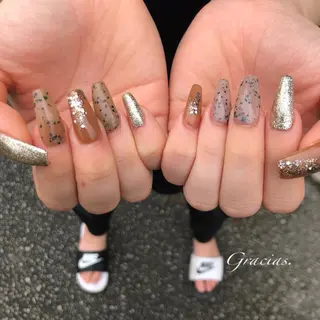 ネイル Gracias. rieのネイルデザイン