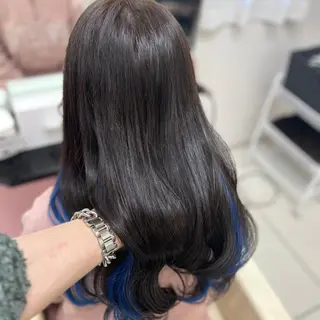 ロング SEASON 大阪梅田駅徒歩7分のヘアスタイル