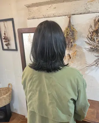 ミディアム カラー 暗髪とオリーブ🌿 渡辺拓人のヘアスタイル