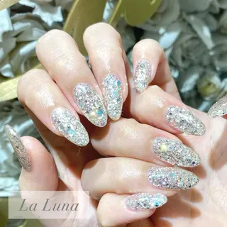 ネイル LaLuna🌙 Natsukiのネイルデザイン