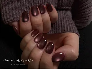 ショート mieux所属・Saki / 学芸大学のネイルデザイン