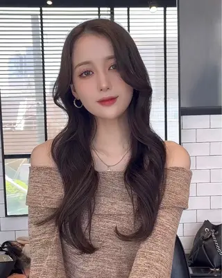 ミディアム カラー 🌫️大人韓国ヘア 🌫️naoyaのヘアスタイル