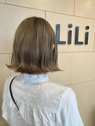 ミディアム タカツド ユウキのヘアスタイル