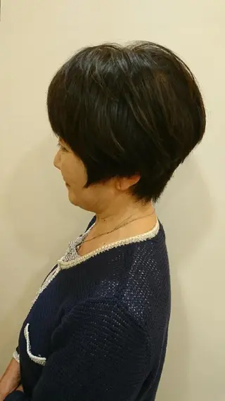 ショート 齋藤 愛美のヘアスタイル