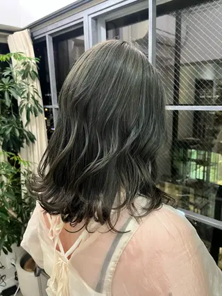 セミロング カラー オリーブカラー/ レイヤー/ ローレンのヘアスタイル