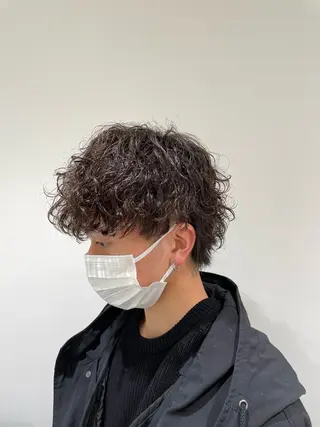 ショート パーマ 【シャドウパーマ センターパート】義心のヘアスタイル