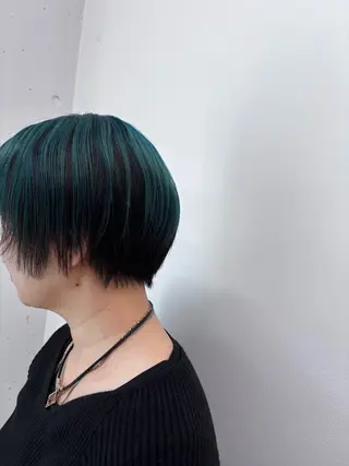 ショート カラー みぞぐち じゅりのヘアスタイル