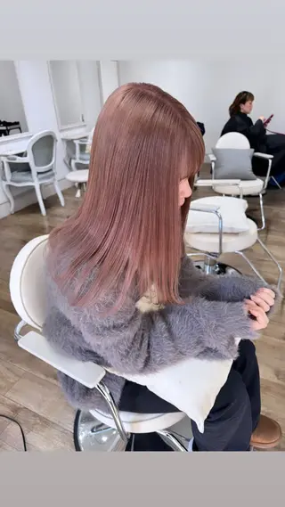 カラー 🌷柔らかクリーミー 🤍kirari🌷のヘアスタイル