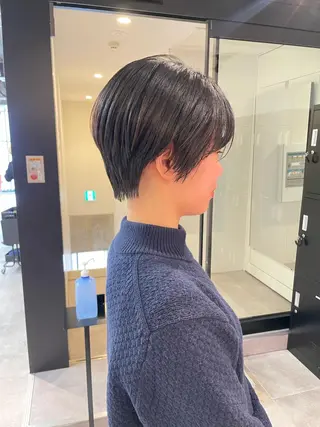 ショート 久保田 千尋のヘアスタイル