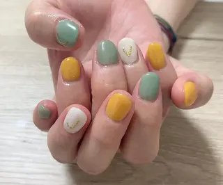 ネイル MINAMI nailsのネイルデザイン