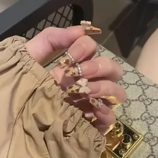 ネイル SALLY 🌙のネイルデザイン