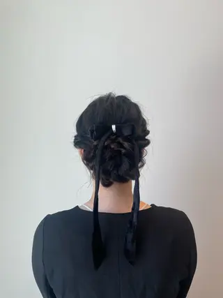 ロング ヘアアレンジ 平 真亜里のヘアスタイル
