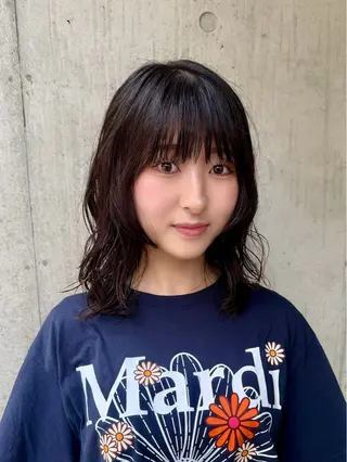 ミディアム パーマ 似合わせレイヤー/ パーマヘア/高倉のヘアスタイル