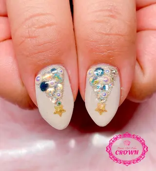 ネイル CROWN プライベートサロンのネイルデザイン