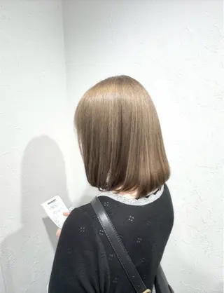 ミディアム カラー ハイトーン/レイヤー /艶カラー🎀のヘアスタイル