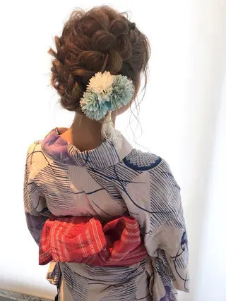 ミディアム カラー ヘアアレンジ MIOベージュカラー 柔らかいカラーのヘアスタイル