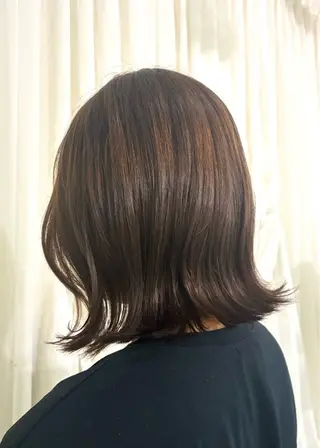 ショート カラー 🌟小出 倫花🌟 艶カラー/カットのヘアスタイル