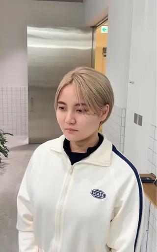 ショート カラー 大人スタイル 太田のヘアスタイル