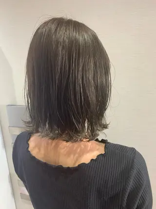 ショート カラー 蓮見  友里のヘアスタイル