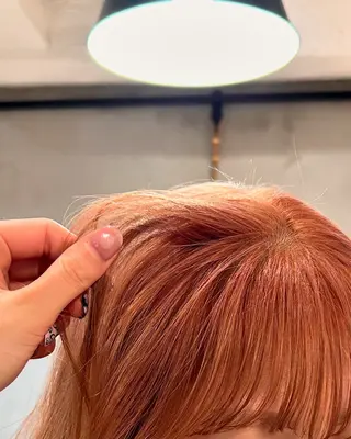 セミロング カラー じゅわっと暖色カラー 🍊Moemiのヘアスタイル
