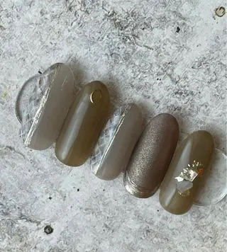 ミディアム 高野 祐紀のネイルデザイン