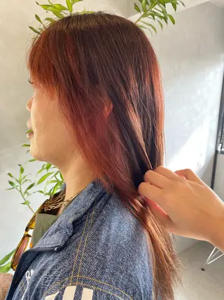 カラー 白井 音羽のヘアスタイル