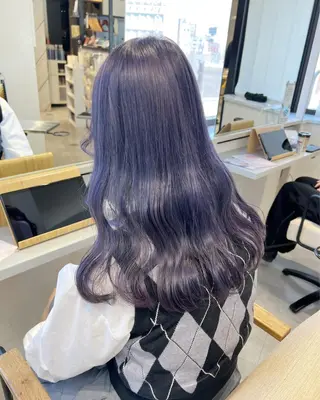 セミロング デザイン🥇複雑履歴 ハイトーン特化のヘアスタイル