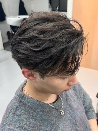 ショート パーマ メンズ 稲村侑斗ダウンパーマ メンズパーマのヘアスタイル