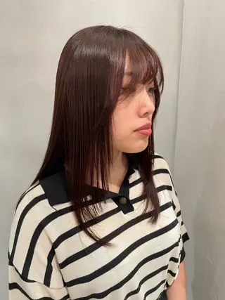 セミロング IT by ALBUM“ZEN“のヘアスタイル