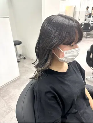 ミディアム 🫧とぅるん艶髪🫧 透明感カラー×猿渡のヘアスタイル