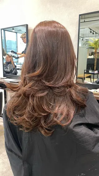 ロング Merlyosaka 早川未来のヘアスタイル