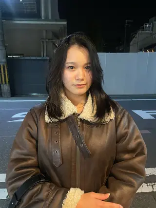 セミロング マツダ レンのヘアスタイル