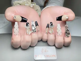 ネイル 💕鈴木ユリ パラジェル/オフ無料のネイルデザイン