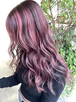 ロング カラー 個性派ネイル 🌼 ハルカ ♡の眉毛・アイブロウイメージ