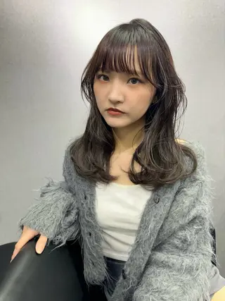 カラー ayaka 縮毛矯正レイヤーのヘアスタイル
