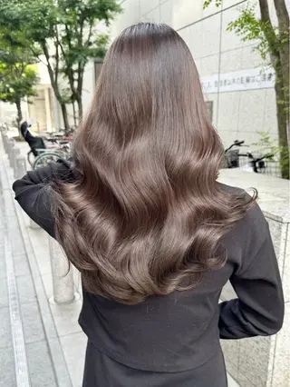 セミロング カラー 艶髪ヘア🤍/ 透明感himiのヘアスタイル