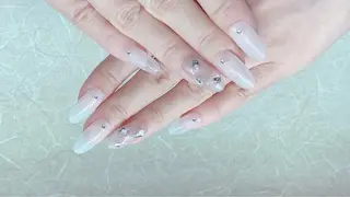ロング チ まるこのネイルデザイン