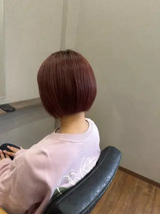 ショート カラー 鵜飼 真伍のヘアスタイル