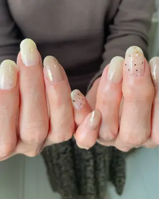 ネイル 弘岡 有紀のネイルデザイン