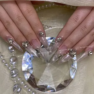 ミディアム ガー NAILのネイルデザイン