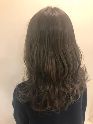 ロング カラー 盛れるレイヤーカット 得意🌹井上美沙のヘアスタイル