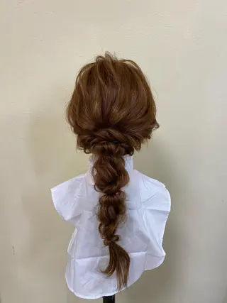 ロング ヘアアレンジ タニモト ユイのヘアスタイル
