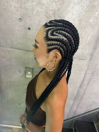 ロング ヘアアレンジ HARURU🪮✨ ブレイズ海外ヘアのヘアスタイル