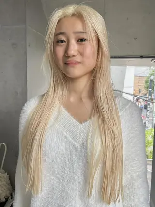 ロング ARCANAブリーチ ダブルカラー🌟原宿のヘアスタイル