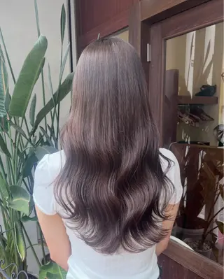 ロング 角田 満帆のヘアスタイル