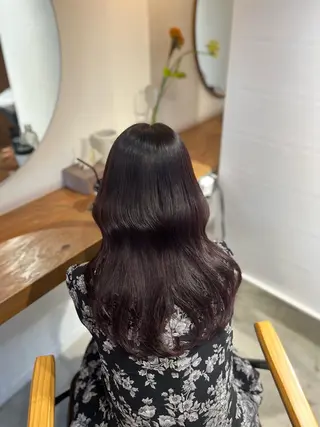 セミロング 塩川ももこ/ 自然な縮毛矯正のヘアスタイル