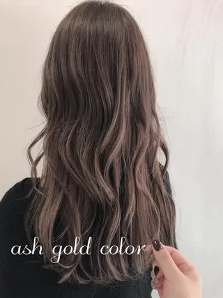 ロング カラー 透明感カラー REIのヘアスタイル