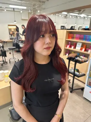 ロング カラー raika .のヘアスタイル