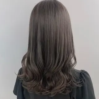 セミロング カラー 透明感/グレージュ/ ベージュ/るな🪽のヘアスタイル