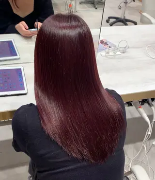 セミロング カラー 内田 志乃のヘアスタイル
